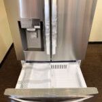 28 cu.ft. Smart wi-fi Enabled French Door Refrigerator - Image 5